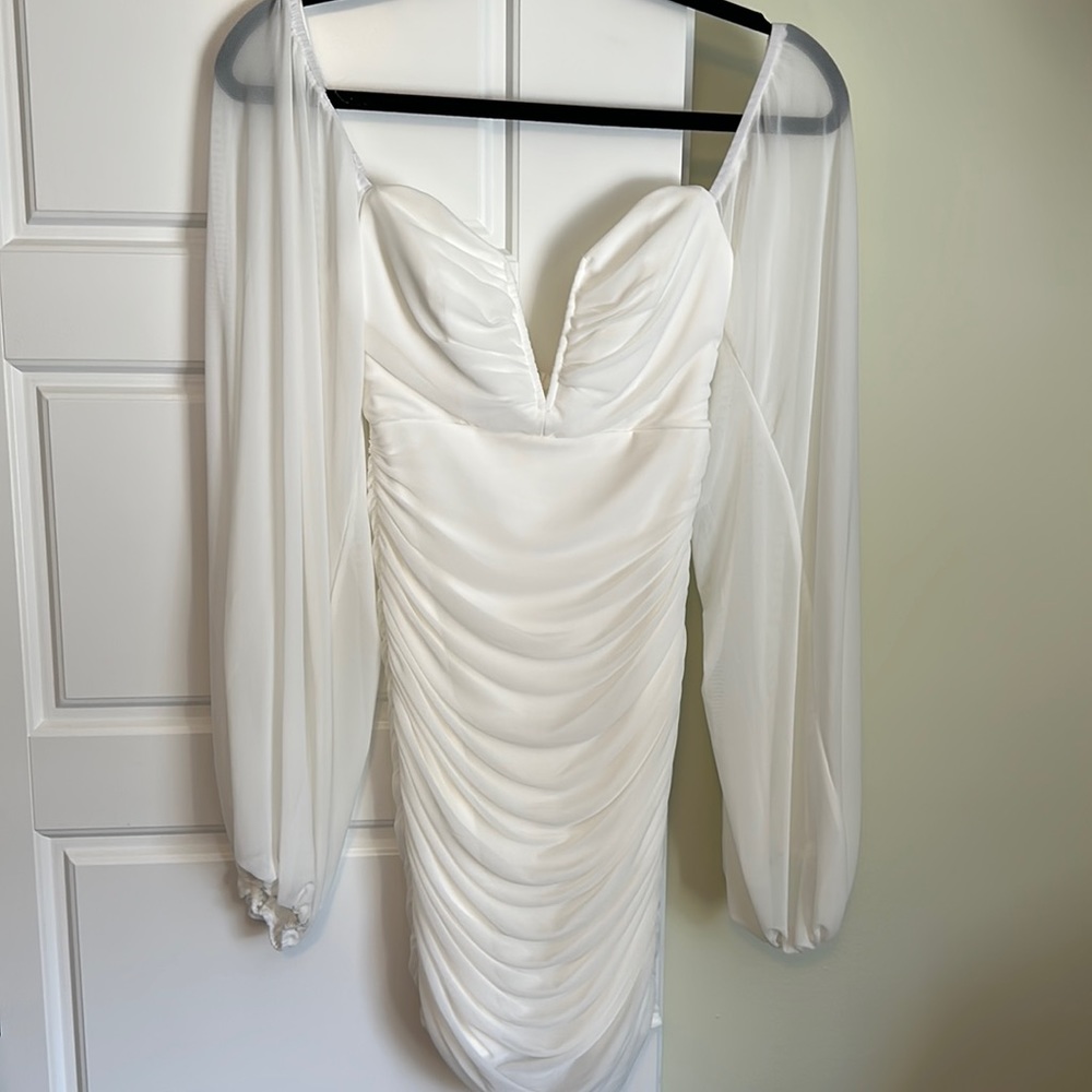 White Long Sleeve Body Con Dress